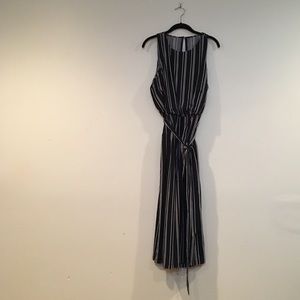 Vince Camuto Ponte jumpsuit. NWT. Size 12